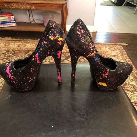 Heels - Picture 6 of 8